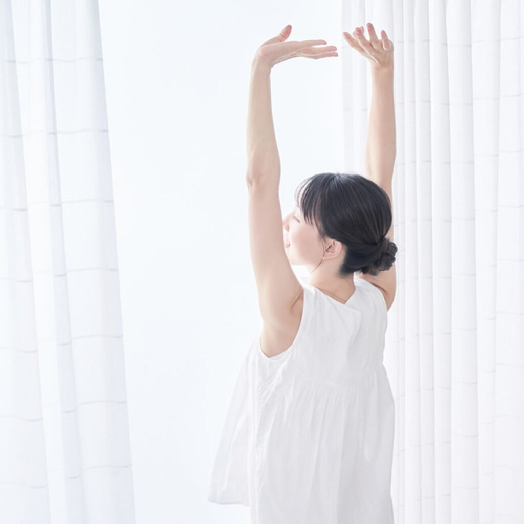 ボトックスのダウンタイム中の女性